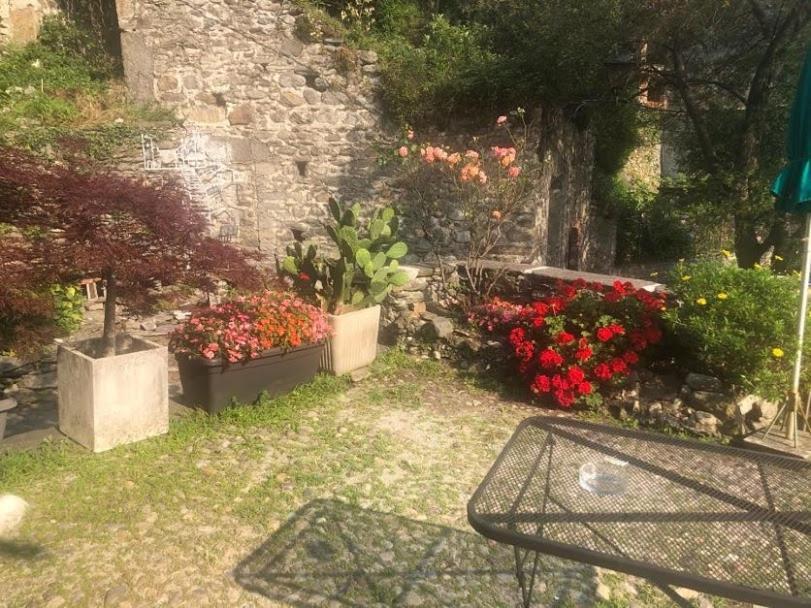 Casa Rosa Apartman Dervio Kültér fotó